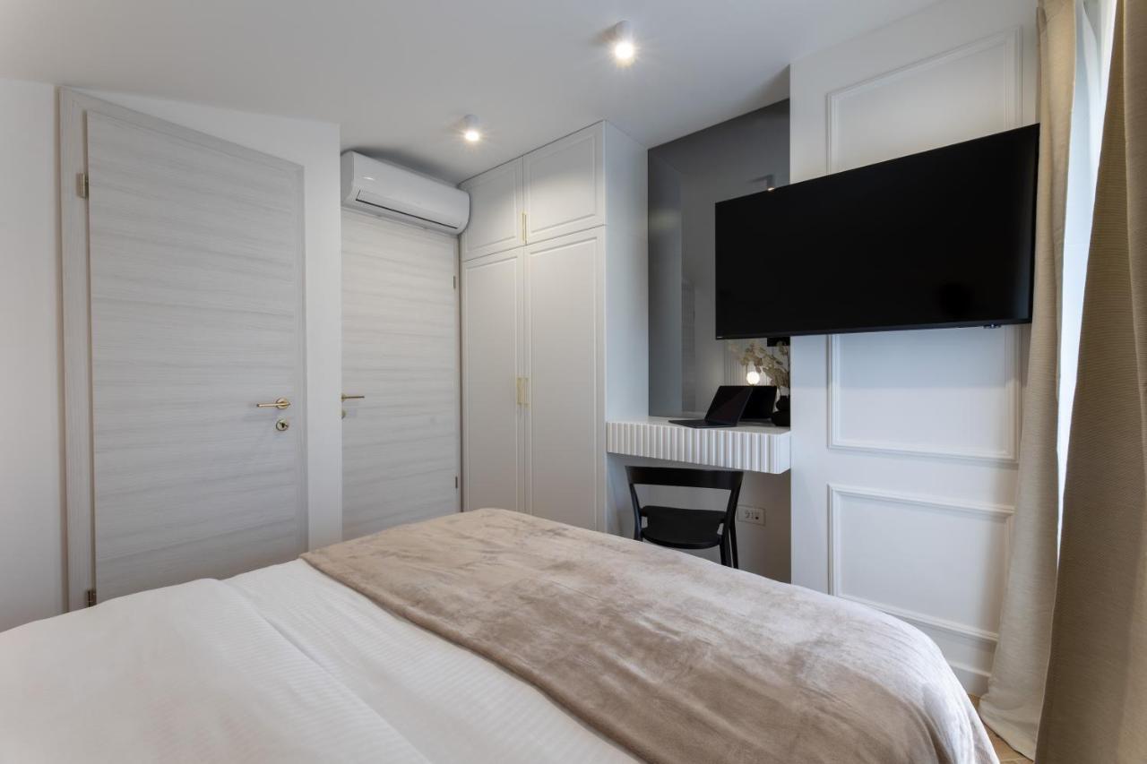 Palace Luxury Rooms Спліт Екстер'єр фото