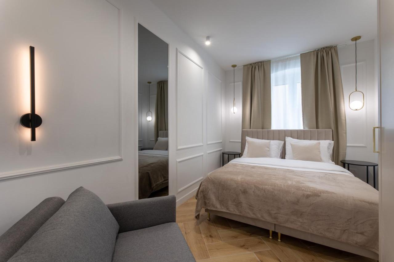 Palace Luxury Rooms Спліт Екстер'єр фото